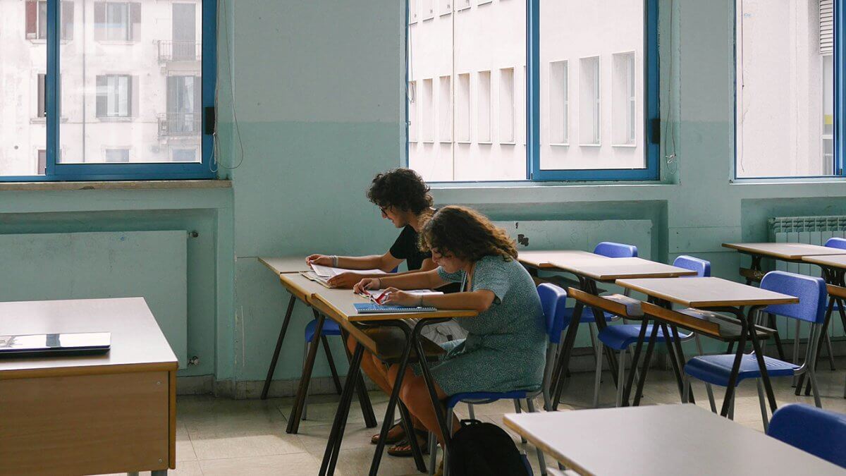 Altro che consenso dei genitori: l’educazione sessuale e affettiva dovrebbe essere obbligatoria