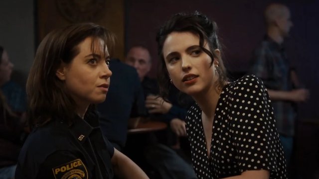 Honey Don't, Margaret Qualley e Aubrey Plaza nel 2° capitolo della "trilogia lesbica" di Ethan Coen. Il trailer - Honey Dont di Ethan Coen la trama - Gay.it