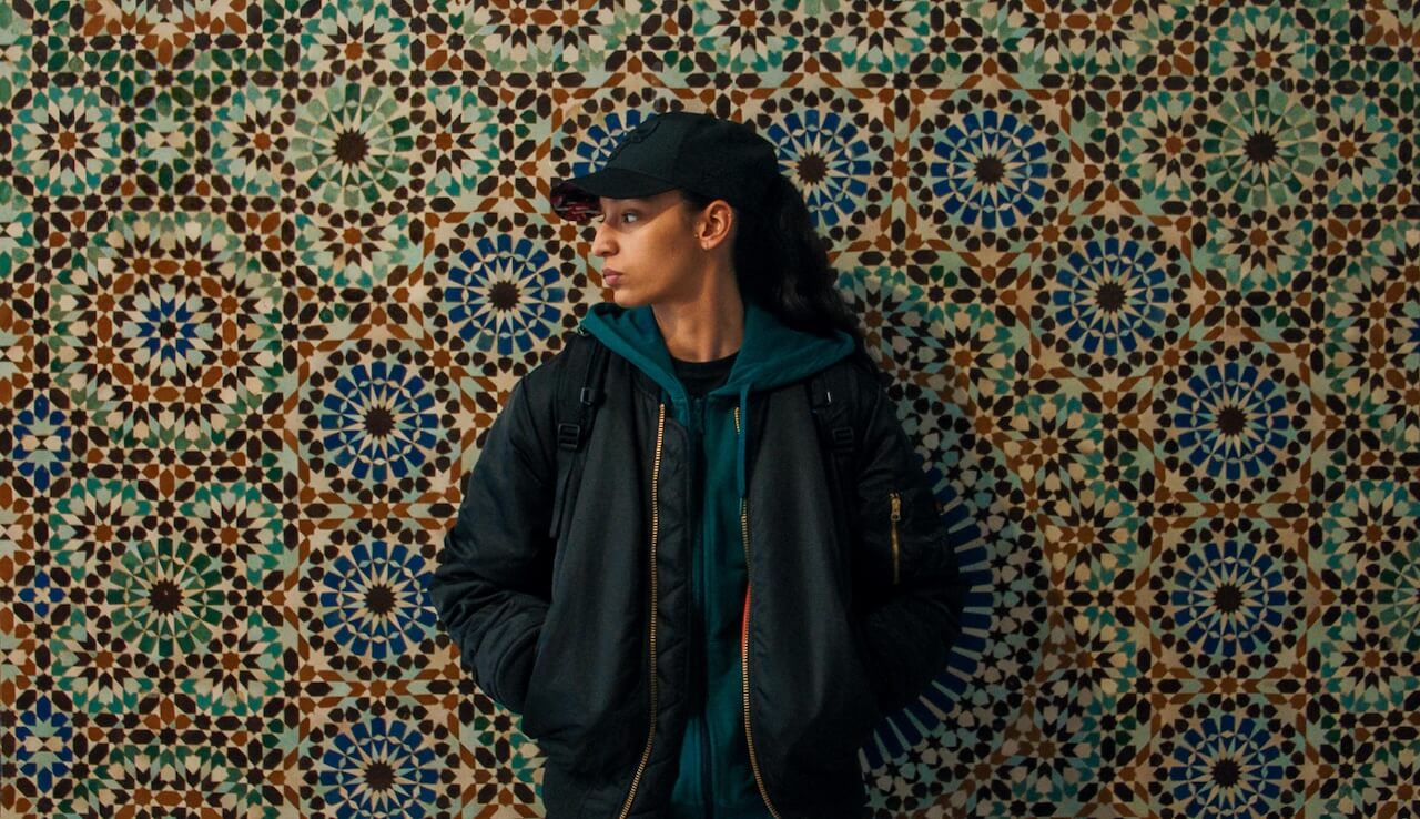 La Petite Dernière vince la Queer Palm 2025, alla scoperta del film con protagonista lesbica e musulmana - La petite derniere - Gay.it