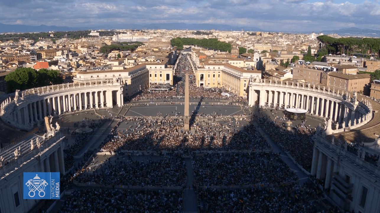 Robert Francis Prevost è Papa Leone XIV, il primo pontefice statunitense (poco amato da Trump e Vance) - Vaticano - Gay.it