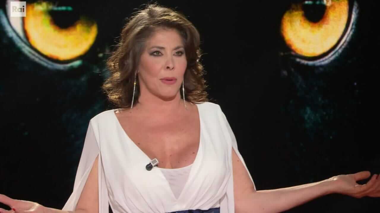 Milly D’Abbraccio ospite a Belve: “Mi scopro lesbica ed entro in crisi, sono andata dalla psicologa!” (VIDEO)