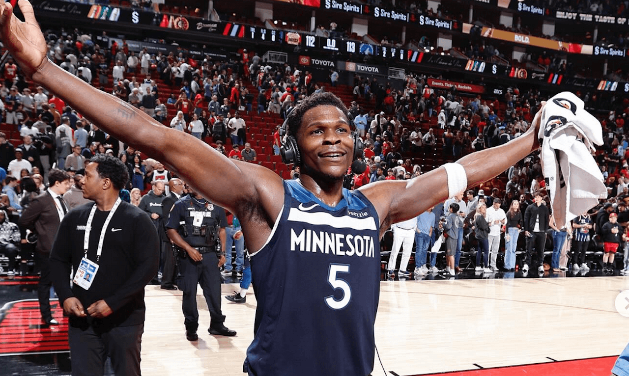 NBA, negli ultimi 14 anni questi 9 cestisti hanno pagato 616.000 dollari di multe per insulti omofobi - Anthony Edwards - Gay.it