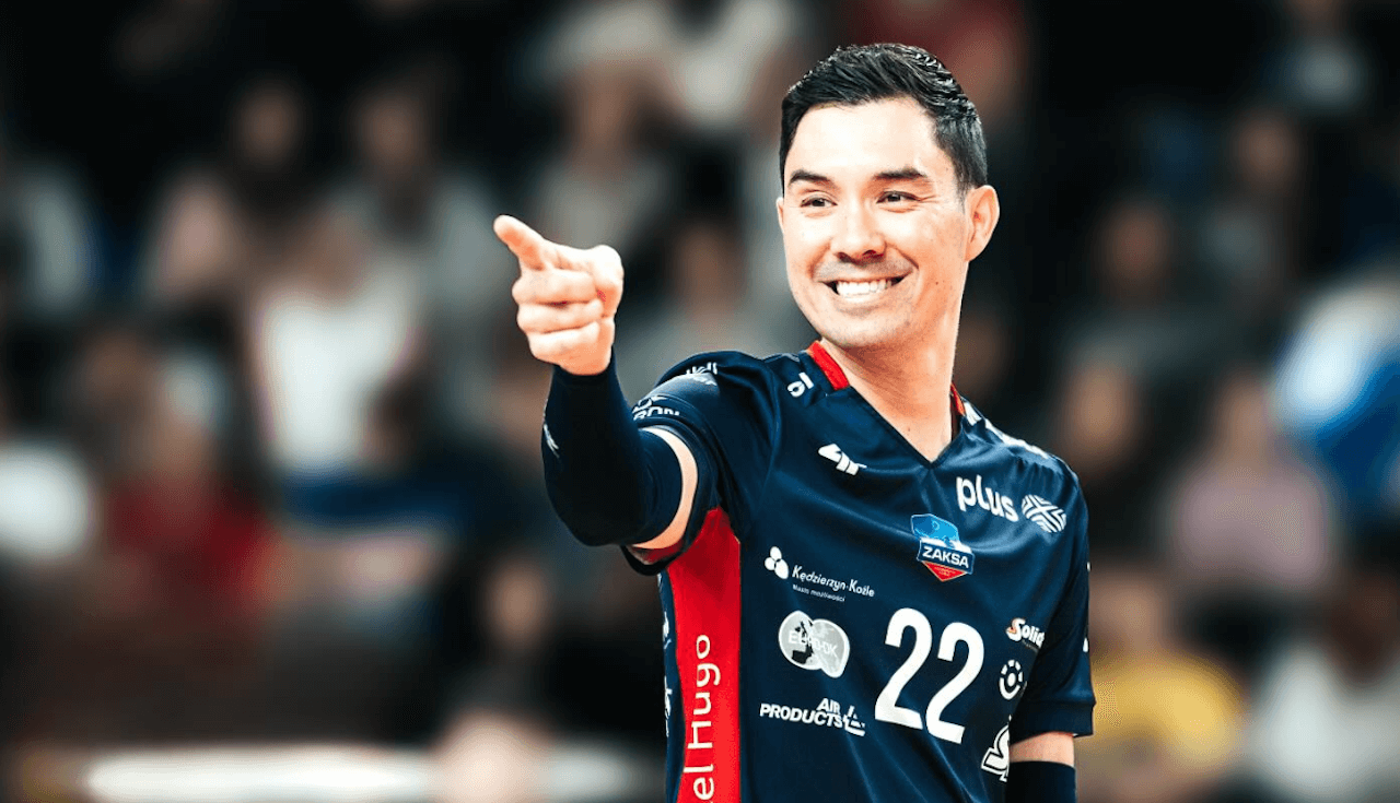 Erik Shoji, il pallavolista capitano della nazionale USA fa coming out: “Sono queer, è liberatorio poterlo dire”  (VIDEO)