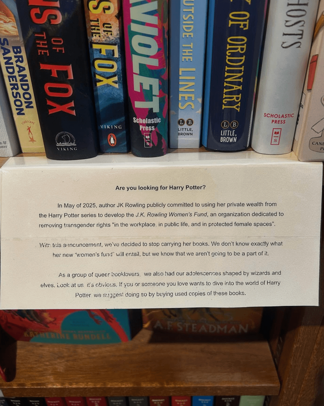 San Francisco, libreria rimuove tutti i libri di Harry Potter causa transfobia di J.K. Rowling - La libreria che cancella Harry Potter per boicottare J.K. Rowling - Gay.it
