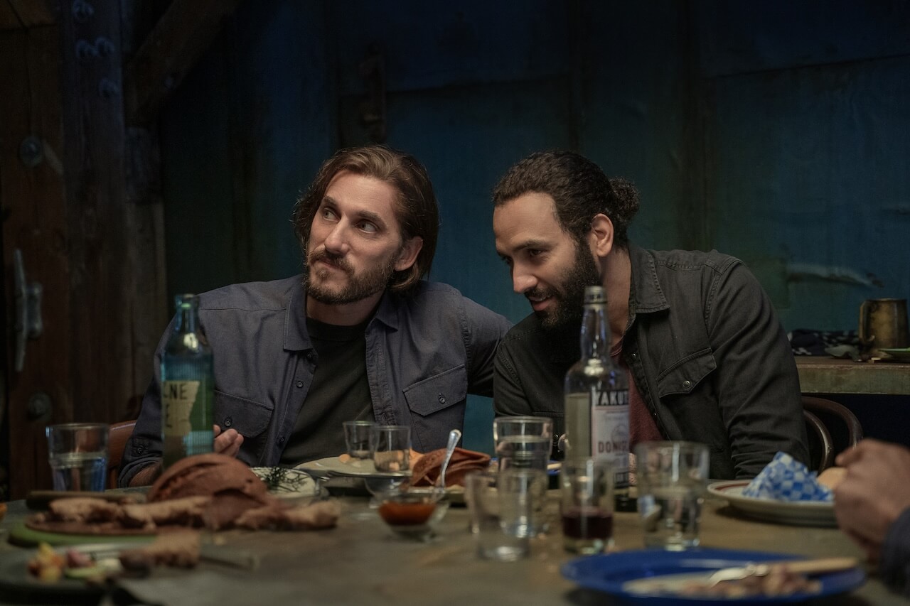 The Old Guard 2, ecco Luca Marinelli e Marwan Kenzari di nuovo innamorati nell’atteso sequel Netflix