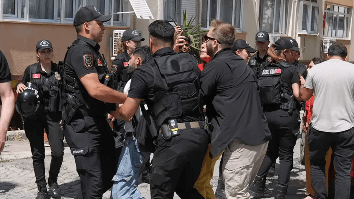 Turchia, repressione all’Istanbul Pride (video): 57 arresti, possibili torture, Erdogan intensifica la persecuzione anti-LGBTIAQ+ nell’Anno della Famiglia