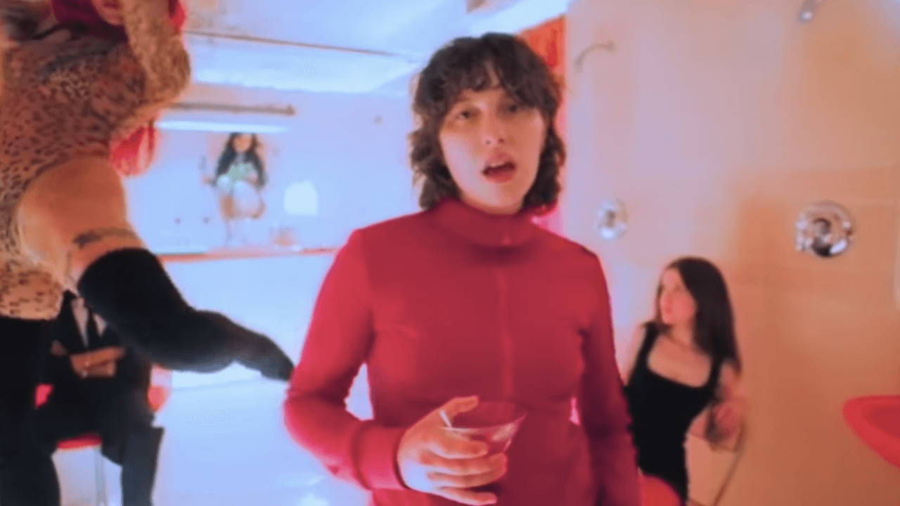 King Princess nel video di “RIP KP”