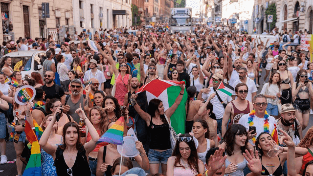 Roma Pride 2025, un milione di "Fuorilegge"