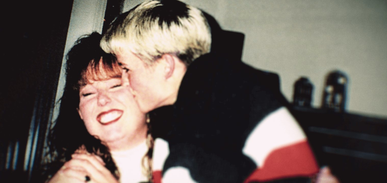 Amy Bradley, la docuserie Netflix sulla scomparsa di una 23enne tra coming out, lettere d'amore e misteri irrisolti - Amy Bradley Is Missing E2 00 15 12 01 - Gay.it