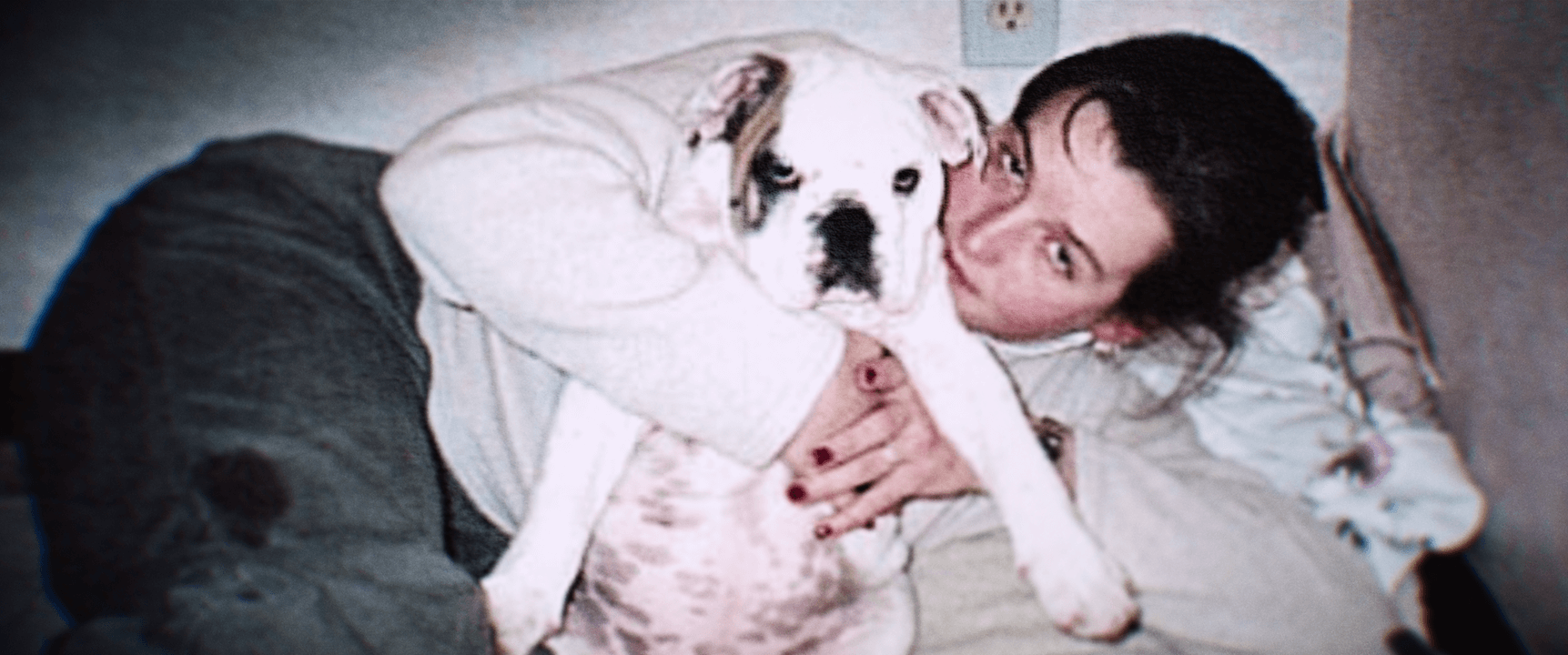 Amy Bradley, la docuserie Netflix sulla scomparsa di una 23enne tra coming out, lettere d'amore e misteri irrisolti - Amy Bradley Is Missing E2 00 19 20 17 - Gay.it