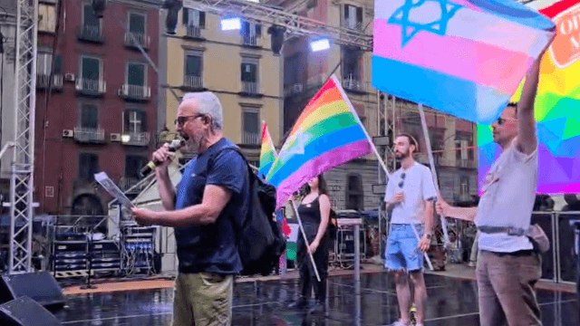 Raffaele Sabbadini di Keshet Italia durante il suo intervento al Napoli Pride