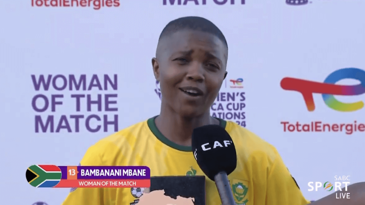 Coppa d’Africa femminile nell’omofobo Marocco, Bambanani Mbane ringrazia sua moglie a fine partita (VIDEO)