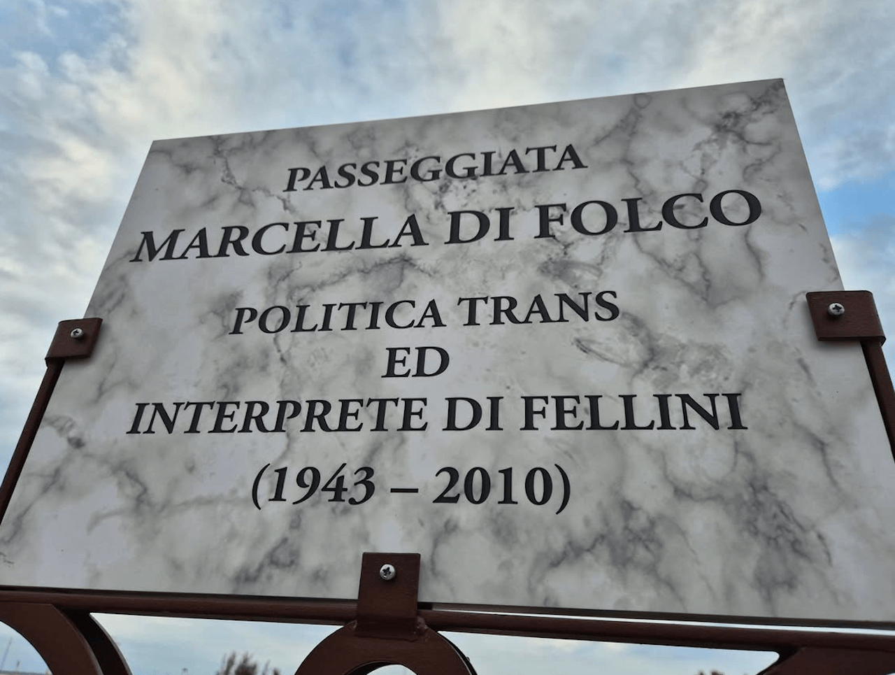 Rimini, nel weekend del Pride inaugurata la passeggiata intitolata a Marcella Di Folco - Rimini nel weekend del Pride inaugurata la passeggiata intitolata a Marcella Di Folco 1 - Gay.it
