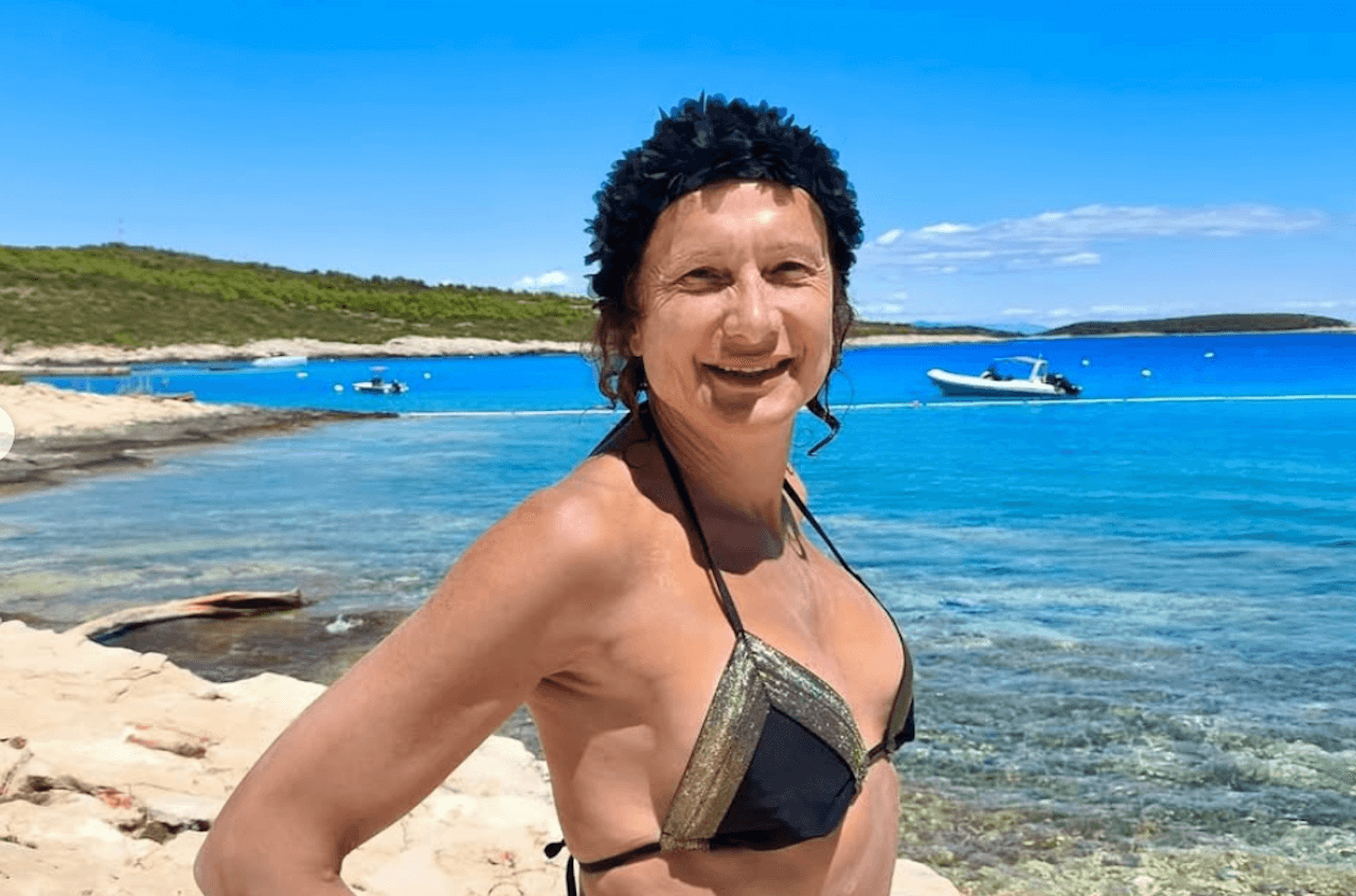 Chi ha paura di Vladimir Luxuria in bikini? Esplode la transfobia social per le sue foto dalla Croazia