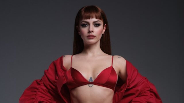 "Ma io sono fuoco" è il nuovo album di Annalisa