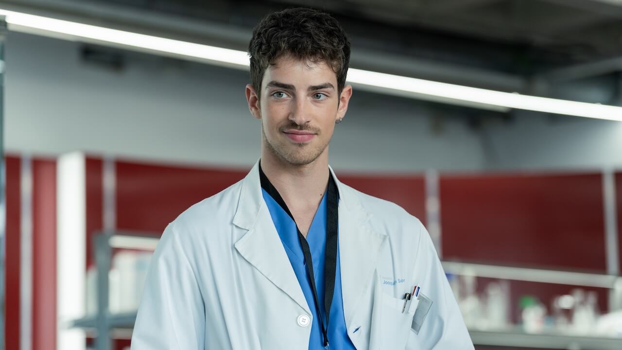Respira 2: Data d'uscita, sinossi e prime immagini della serie con Manu Rios e la new entry Pablo Alborán - respira s2 e6 250213 331 carlaoset - Gay.it