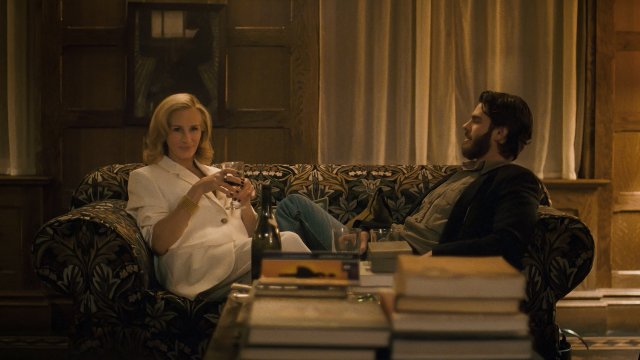Venezia 2025, After The Hunt di Guadagnino divide la critica ma Julia Roberts incanta. Le reazioni stampa - ATH FP 00007 R2 - Gay.it