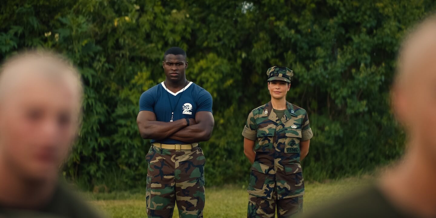 Boots, arriva la serie sui marines gay quando negli USA era vietato dichiararlo - Boots u S1 E2 00 07 09 13 R - Gay.it