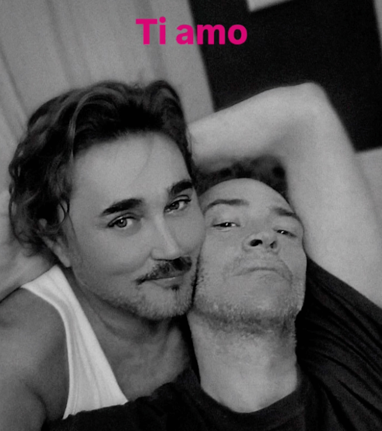 Scialpi e i 10 mesi d'amore con Gianni: "Ha guarito le ferite del mio cuore" - Scialpi e lamore di Gianni - Gay.it