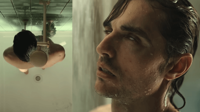 Together e il full frontal choc di Dave Franco nell'horror di Michael Shanks, l'attore indossa una protesi? - TOGETHER - Gay.it