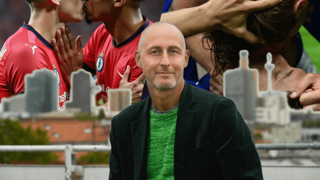 Calciatori gay con finte mogli e matrimoni fasulli: la durissima accusa di Marcus Urban che fece coming out negli anni 90