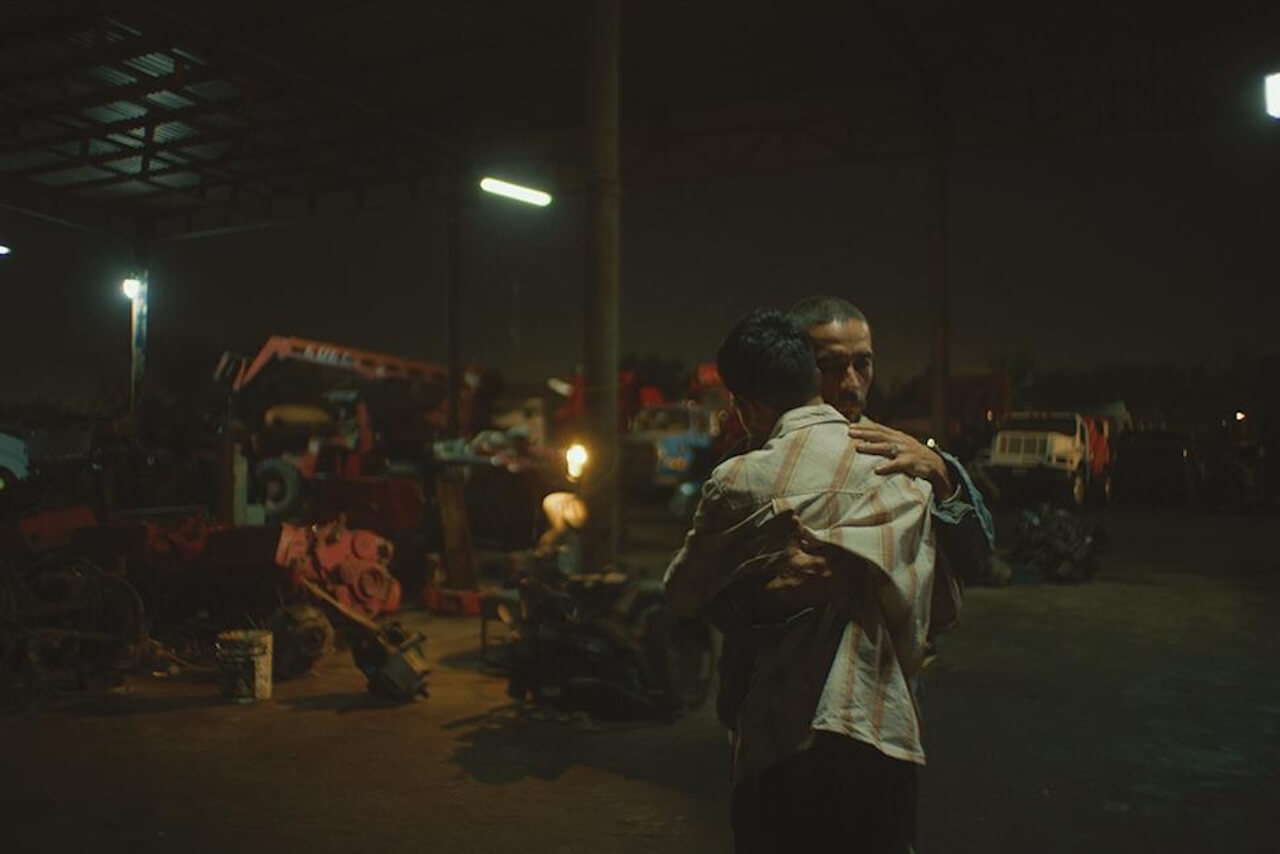Queer Lion 2025 a “En el camino”, film sul mondo dei camionisti guidato da eteronormatività e ipermascolinità - en el camino - Gay.it