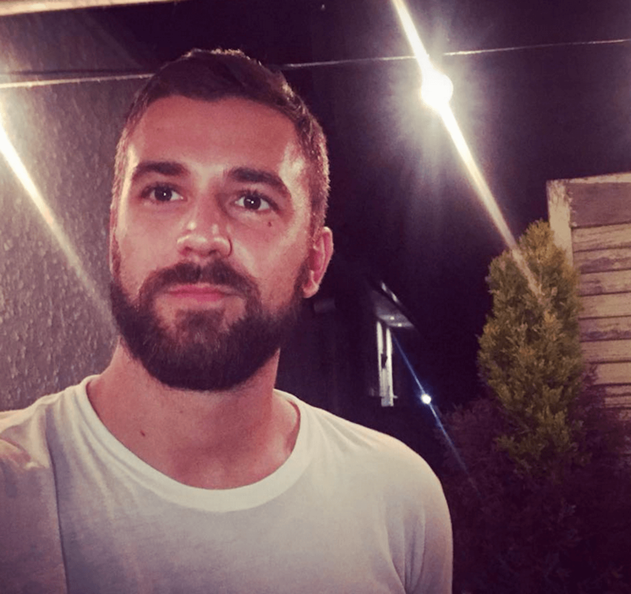 Riccardo Pulvini, attivista LGBTQIA+ trovato morto in casa a Londra - riccardo pulvini 2 - Gay.it