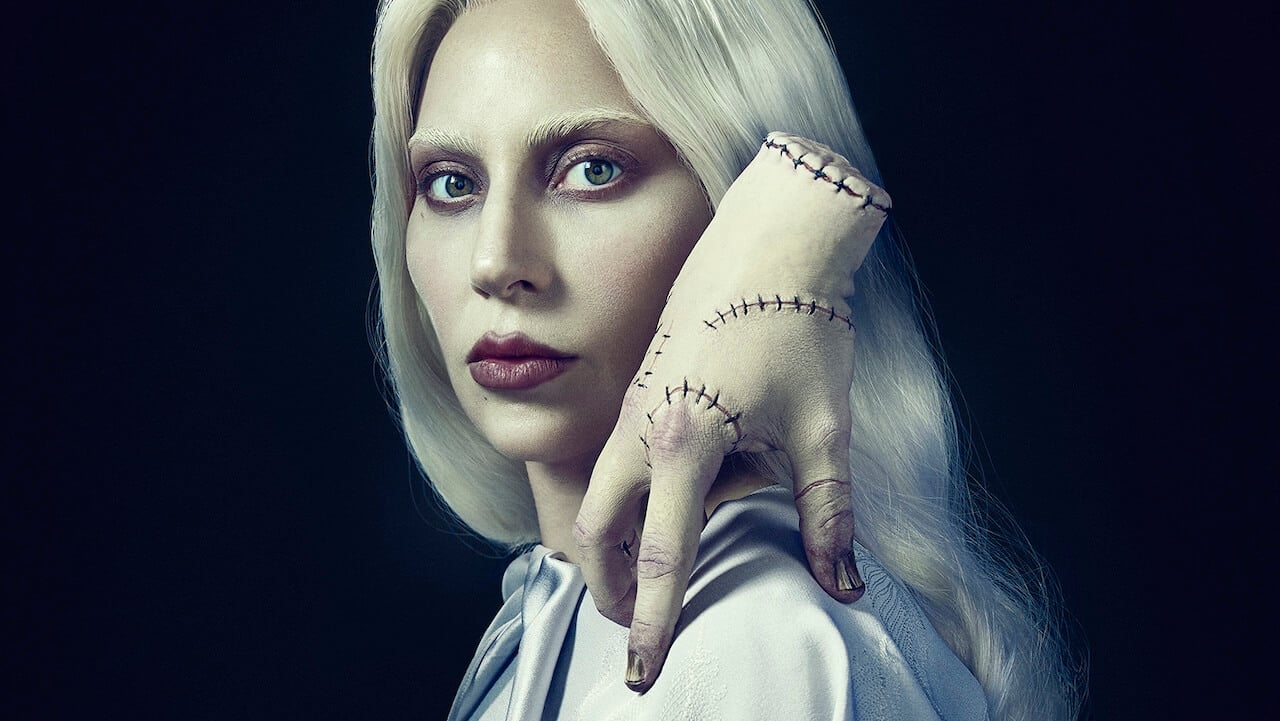 Mercoledì 2, Lady Gaga è Rosaline Rotwood. La prima immagine ufficiale