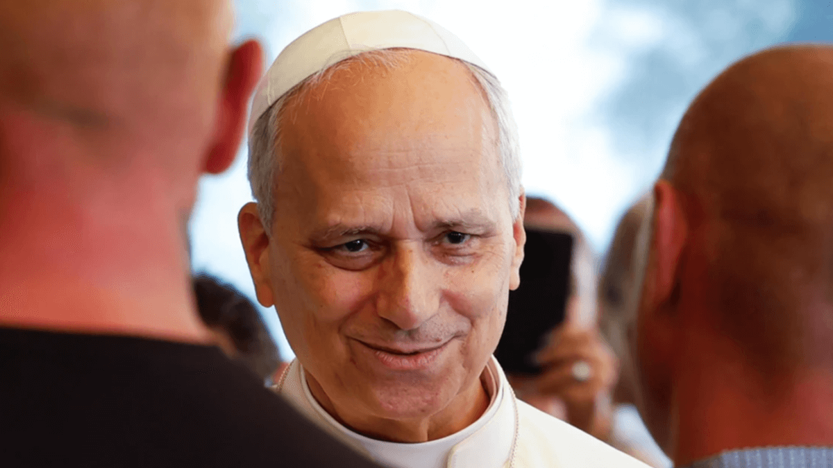Papa Leone XIV a cena con cinque donne trans, tra cui Alessia Nobile: il primo gesto inclusivo di Prevost
