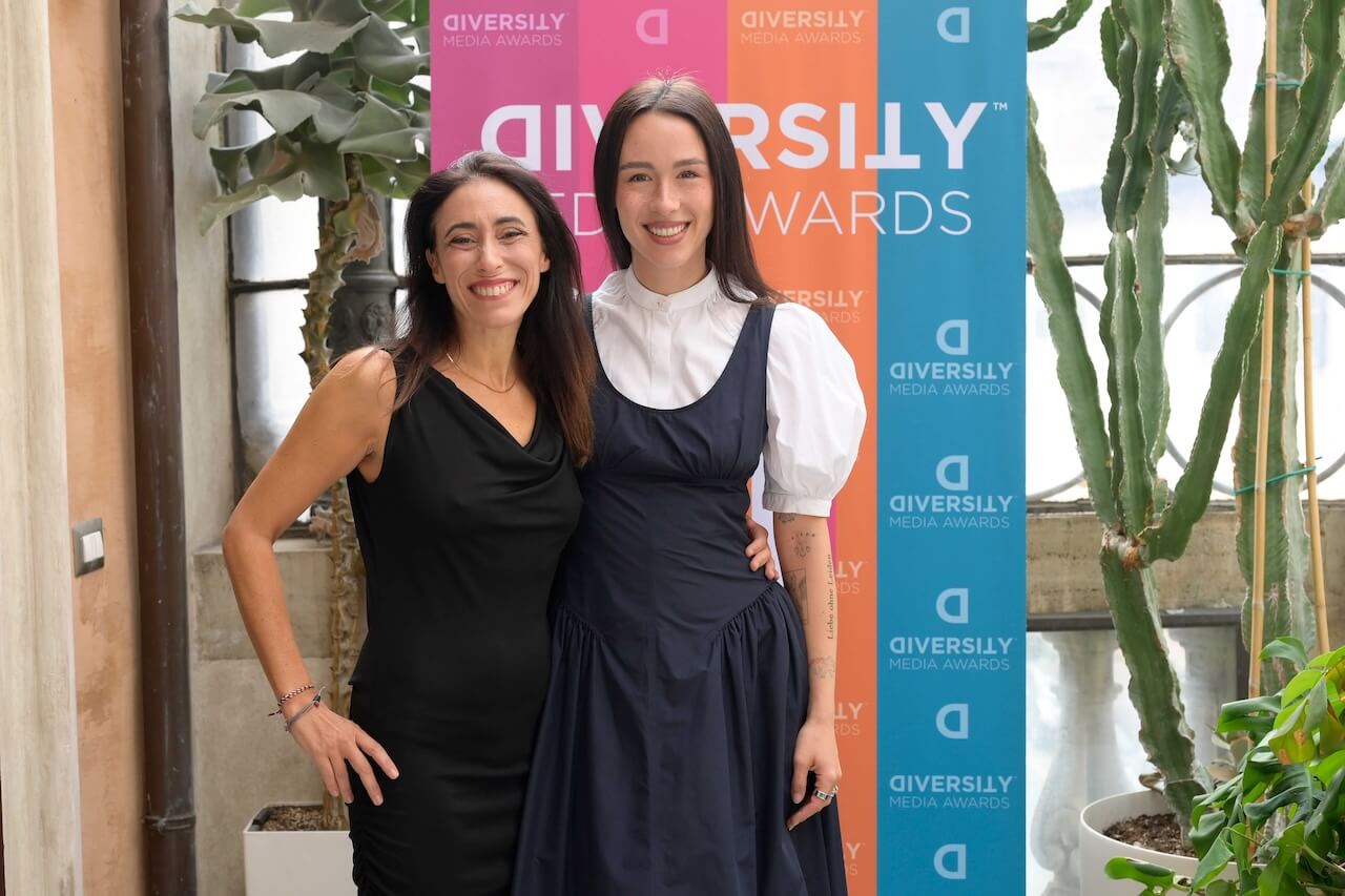 Diversity Media Research Report, il 58% degli italiani è più consapevole rispetto a 10 anni fa sui temi inclusivi e sociali - DMA2025 Francesca Vecchioni e Aurora Ramazzotti - Gay.it