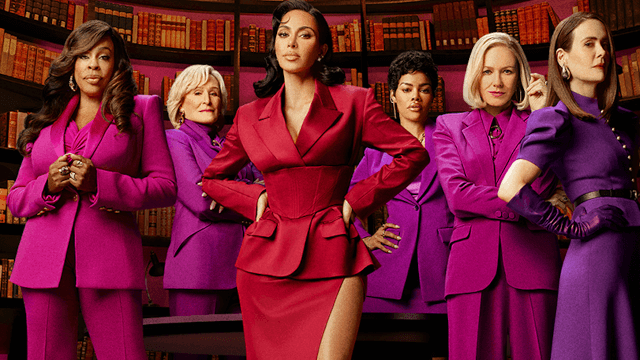 All’s Fair, il trailer italiano del nuovo legal drama di Ryan Murphy con Naomi Watts, Sarah Paulson e Glenn Close - D AllsFair KACambioCTA 4x5 - Gay.it