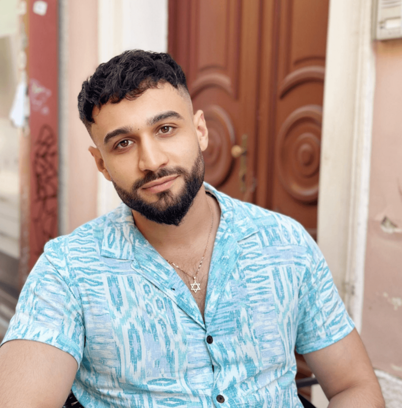 Zan all'UE: "Sospenda diritto voto e congeli fondi all'Ungheria, dove l'organizzatore di un Pride rischia il carcere" (VIDEO) - Geza Buzas Habel - Gay.it