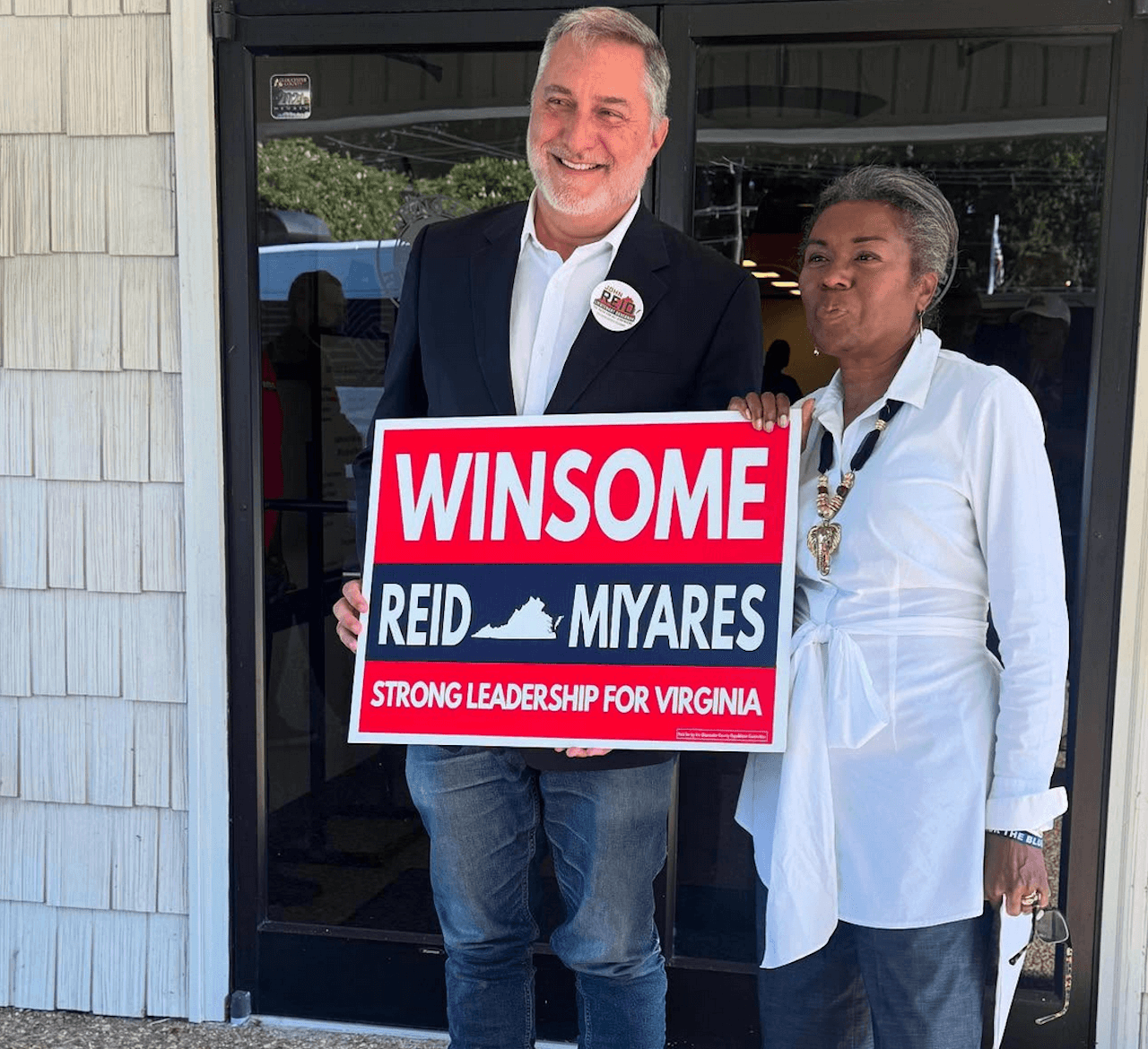 Chi è John Reid, repubblicano gay candidato vicegovernatore in Virginia travolto da uno scandalo porno nazista - John Reid e il surreale ticket con Winsome Earle Sears - Gay.it