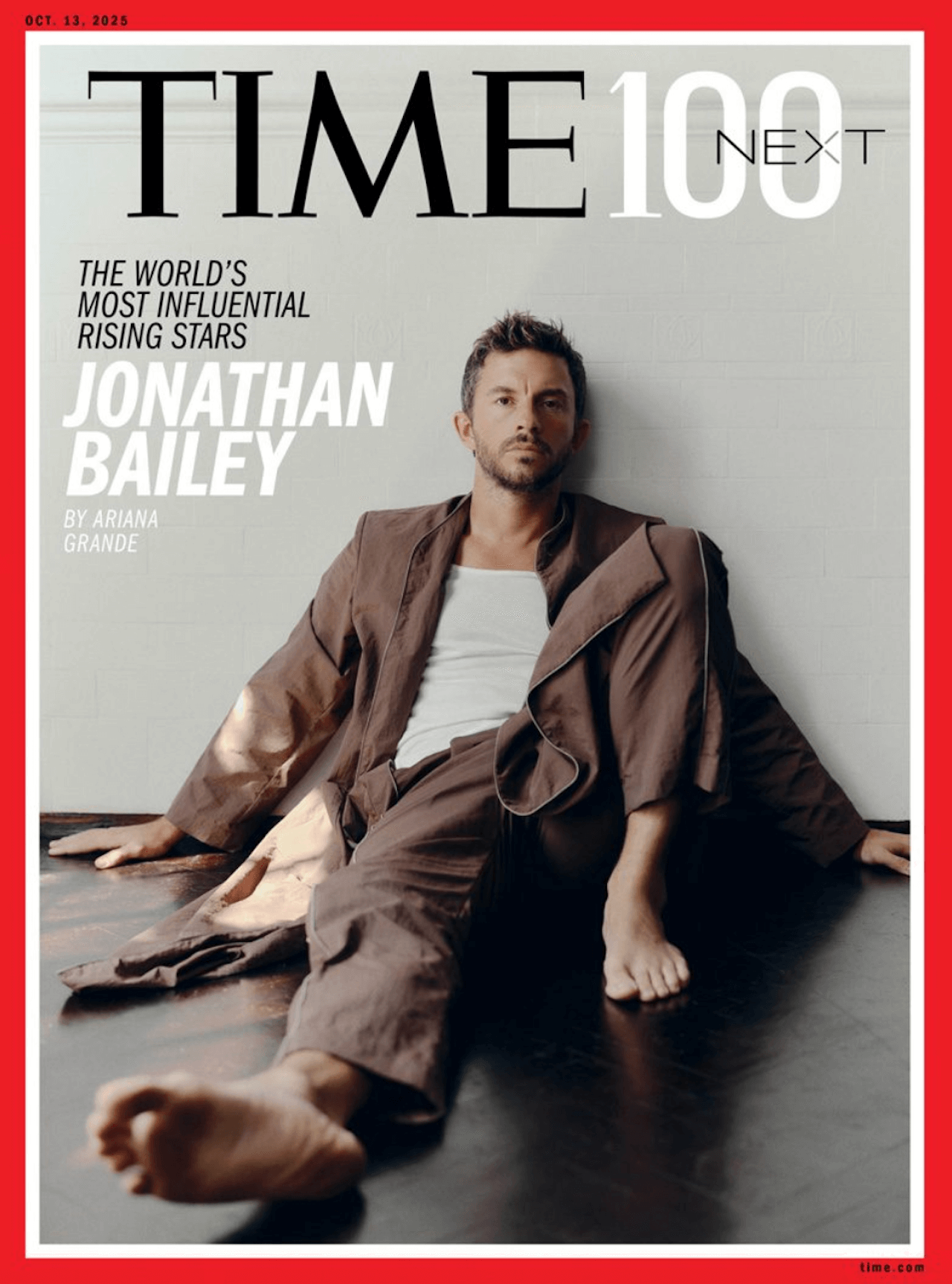 Jonathan Bailey e il sostegno agli anziani LGBT: "Dobbiamo prendercene cura perché hanno lottato così tanto" - Jonathan Bailey su Time - Gay.it