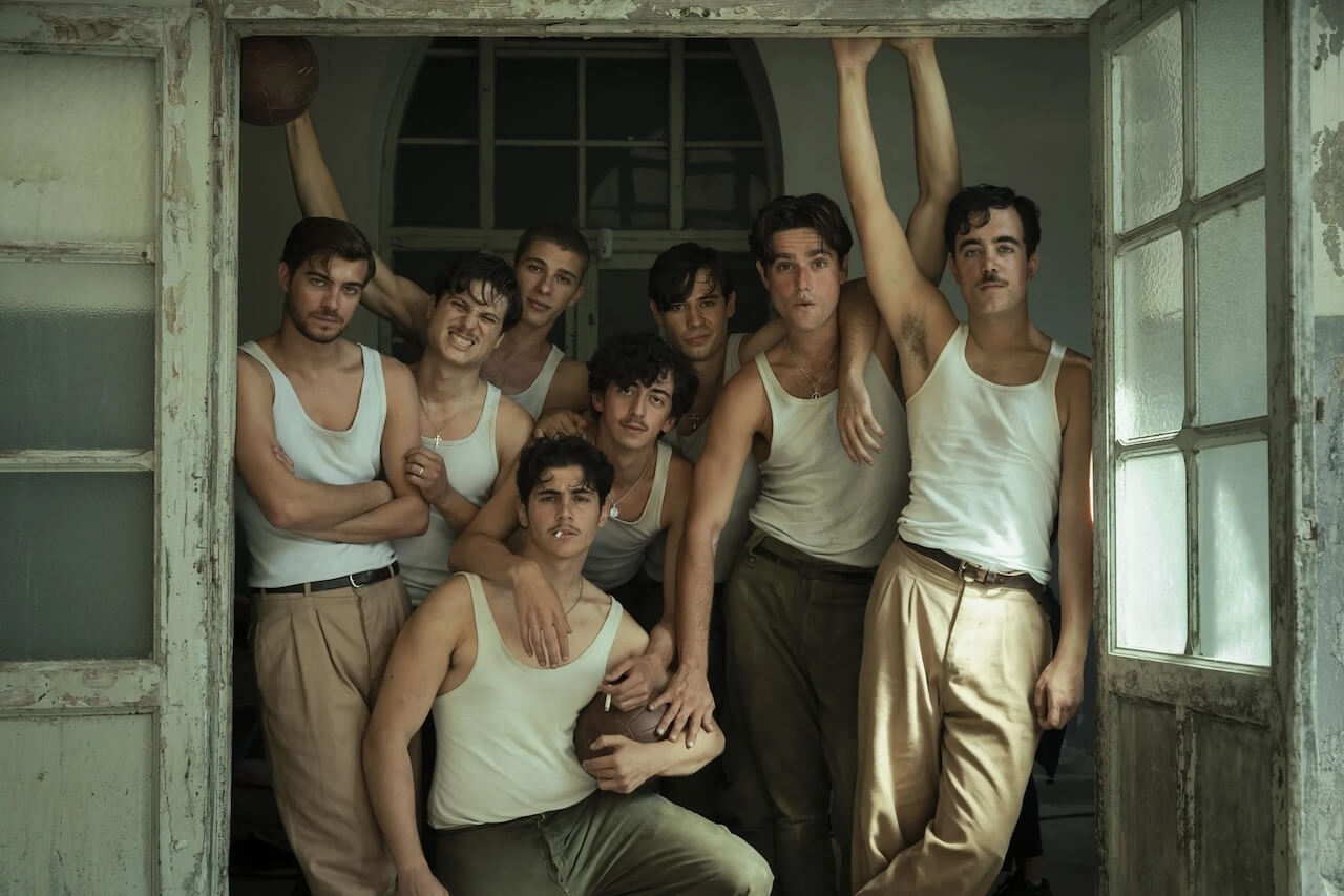 I 15 film LGBTQIA+ più attesi del 2026 - La Bola Negra e gia cult queer il film dei Los Javis con Lorenzo Zurzolo. Essere queer in 3 diverse ere - Gay.it