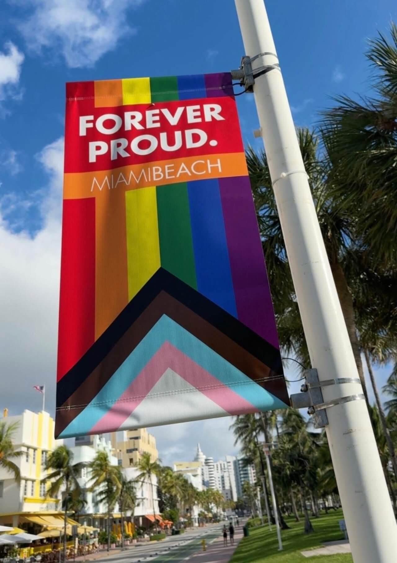 Miami, distrutto con la ruspa l'iconico attraversamento pedonale con mattoni arcobaleno (VIDEO) - Miami - Gay.it