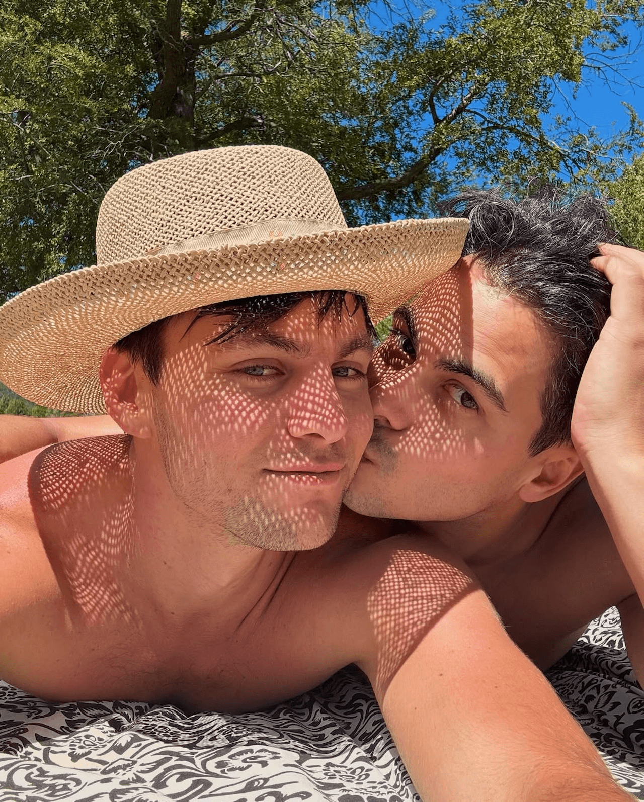 Olanda, Rob Jetten festeggia il trionfo elettorale con l'amato Nico: "Non ce la farei senza di te" (VIDEO) - Olanda Rob Jetten e Nico 1 - Gay.it