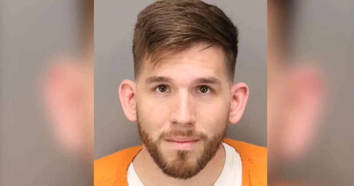 Vede una bandiera Pride in uno Starbucks, impazzisce e la strappa. Arrestato - Tucker Alden Kemp - Gay.it