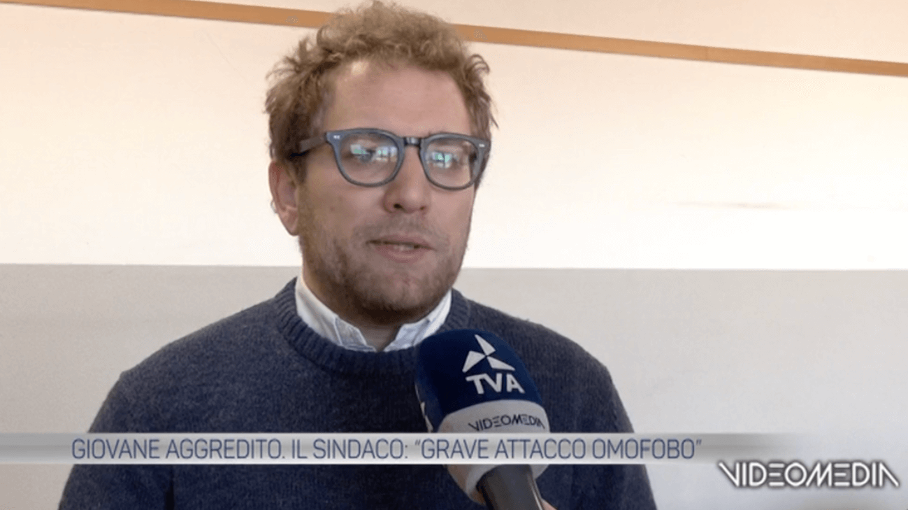 Vicenza, 15enne aggredito dal branco. Botte e insulti omofobi: "Un episodio gravissimo" - Giacomo Possamai - Gay.it