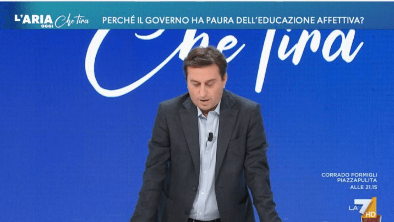 Parenzo-Sasso, scintille in tv sull’educazione sessuale a scuola: cos'è il caso del coniglietto gay - parenzo - Gay.it