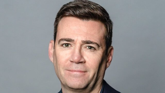Andy Burnham, il sindaco di Manchester chiese scusa per la storica persecuzione omofoba della polizia - Andy Burnham - Gay.it