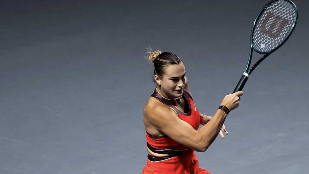 Aryna Sabalenka, la numero 1 del tennis contro le atlete trans: “Non è giusto che un uomo affronti una donna”