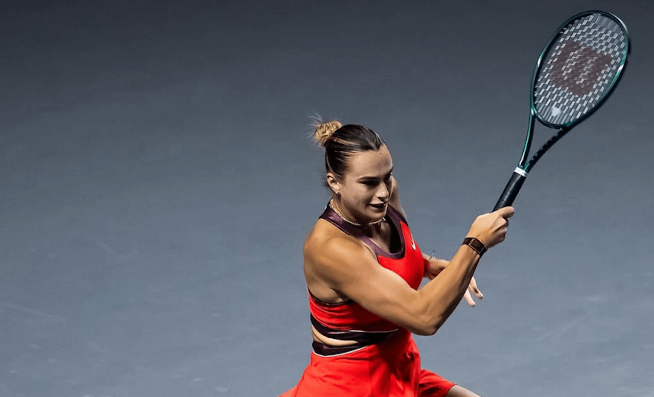 Aryna Sabalenka, la numero 1 del tennis contro le atlete trans: “Non è giusto che un uomo affronti una donna”
