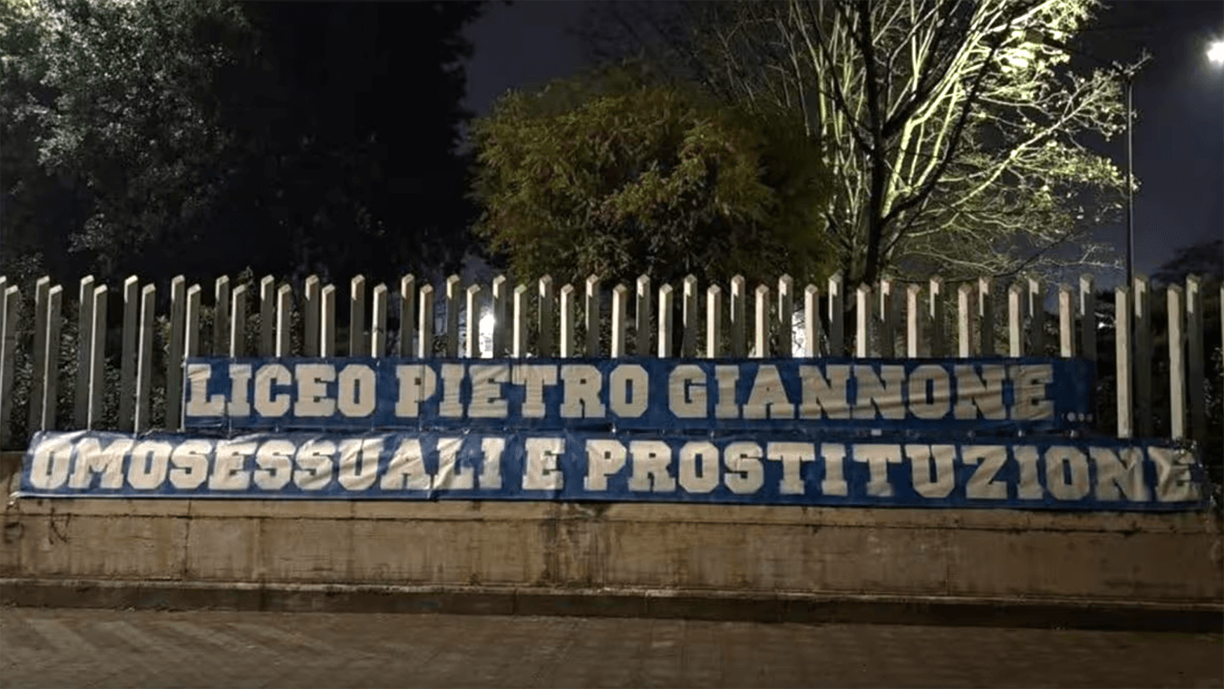 Benevento, odio esibito a scuola come insulto tra licei: “Omosessuali e prostituzione”
