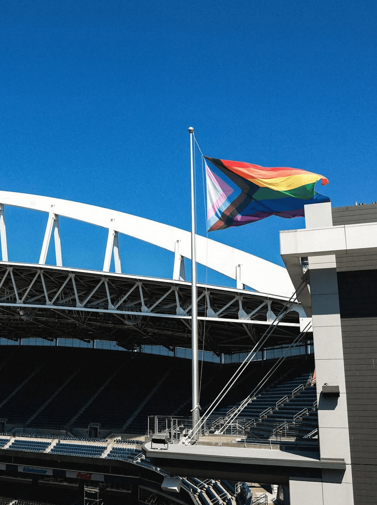 Mondiali, Pride Match a Seattle tra Iran ed Egitto: attese "molte bandiere arcobaleno" sugli spalti - Seattle Stadium - Gay.it