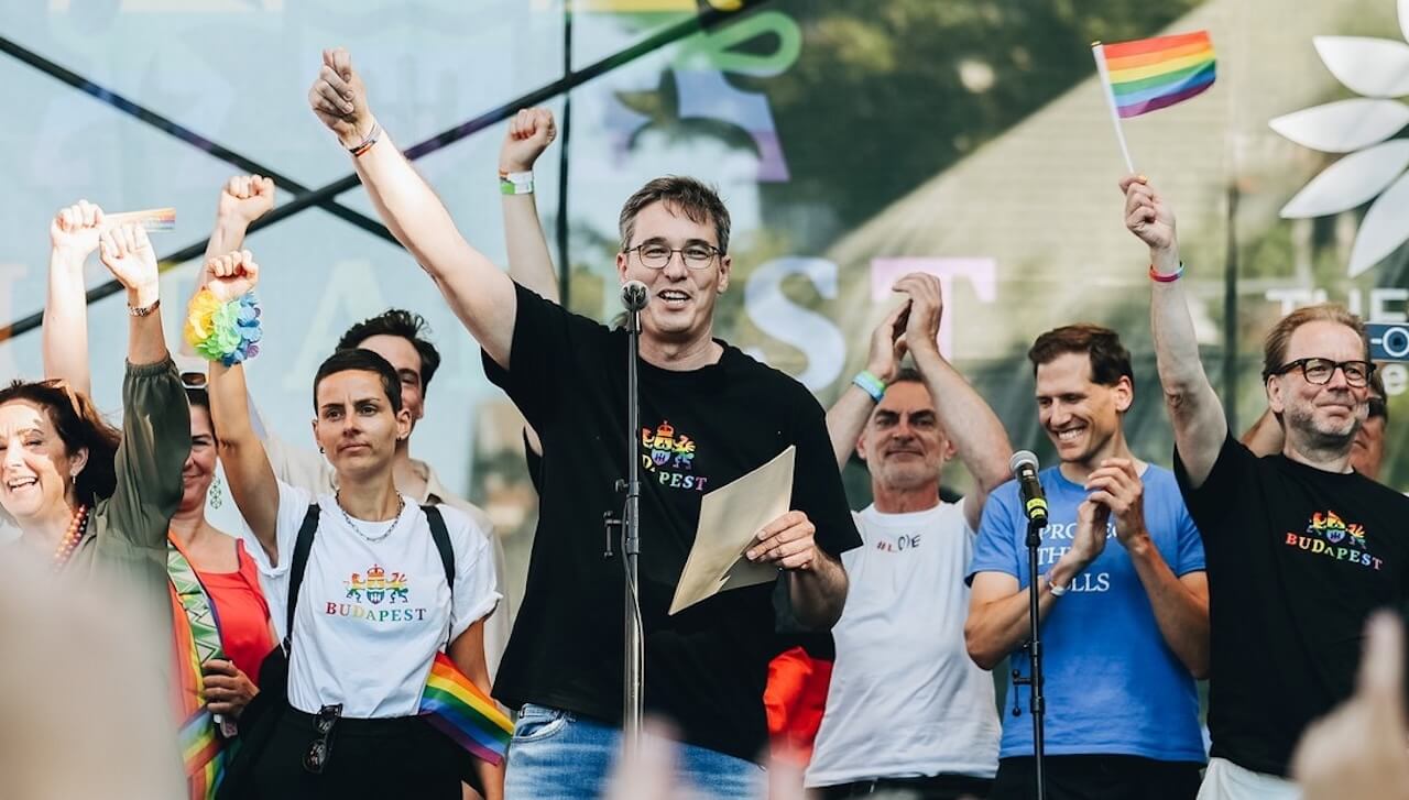 Budapest, il sindaco Gergely Karácsony incriminato per il Pride: “Mi rifiuto di essere intimidito, continuerò a lottare”
