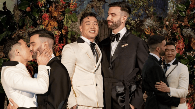 Joel Kim Booster ha sposato John Michael Sudsina: "Non mi sono mai sentito così sicuro e così amato" - Joel Kim Booster ha sposato John Michael Sudsina - Gay.it