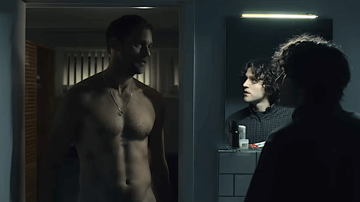 Pillion e l’amore BDSM. Nascita di un’ipnotica alchimia tra Harry Melling ed Alexander Skarsgård