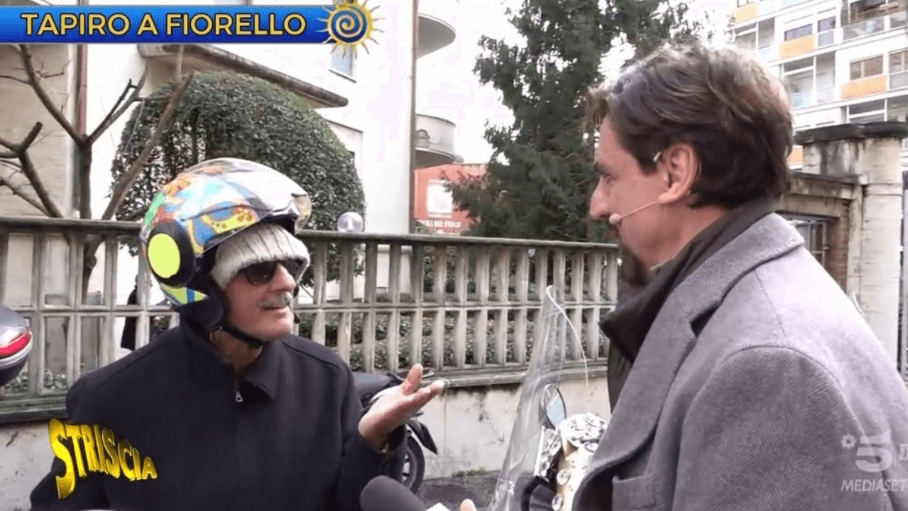 Fiorello riceve il Tapiro di Striscia e cita Fabrizio Corona e Alfonso Signorini