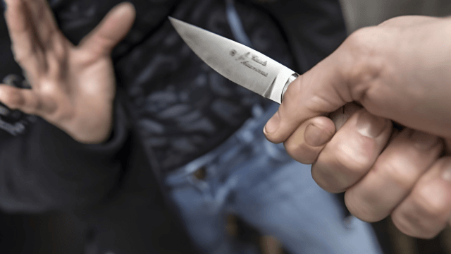 Minacce, vessazioni e insulti omofobi a Giulianova
